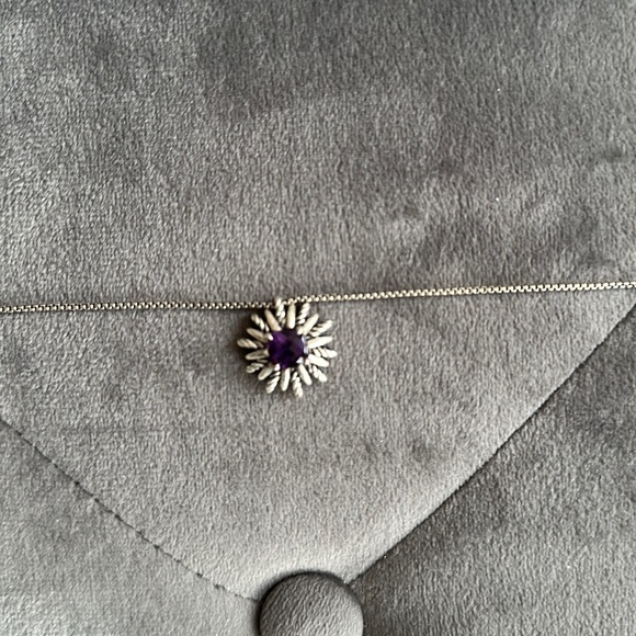 David Yurman amethyst stone star necklace. Size is approximately 18 inches. - Picture 2 of 6